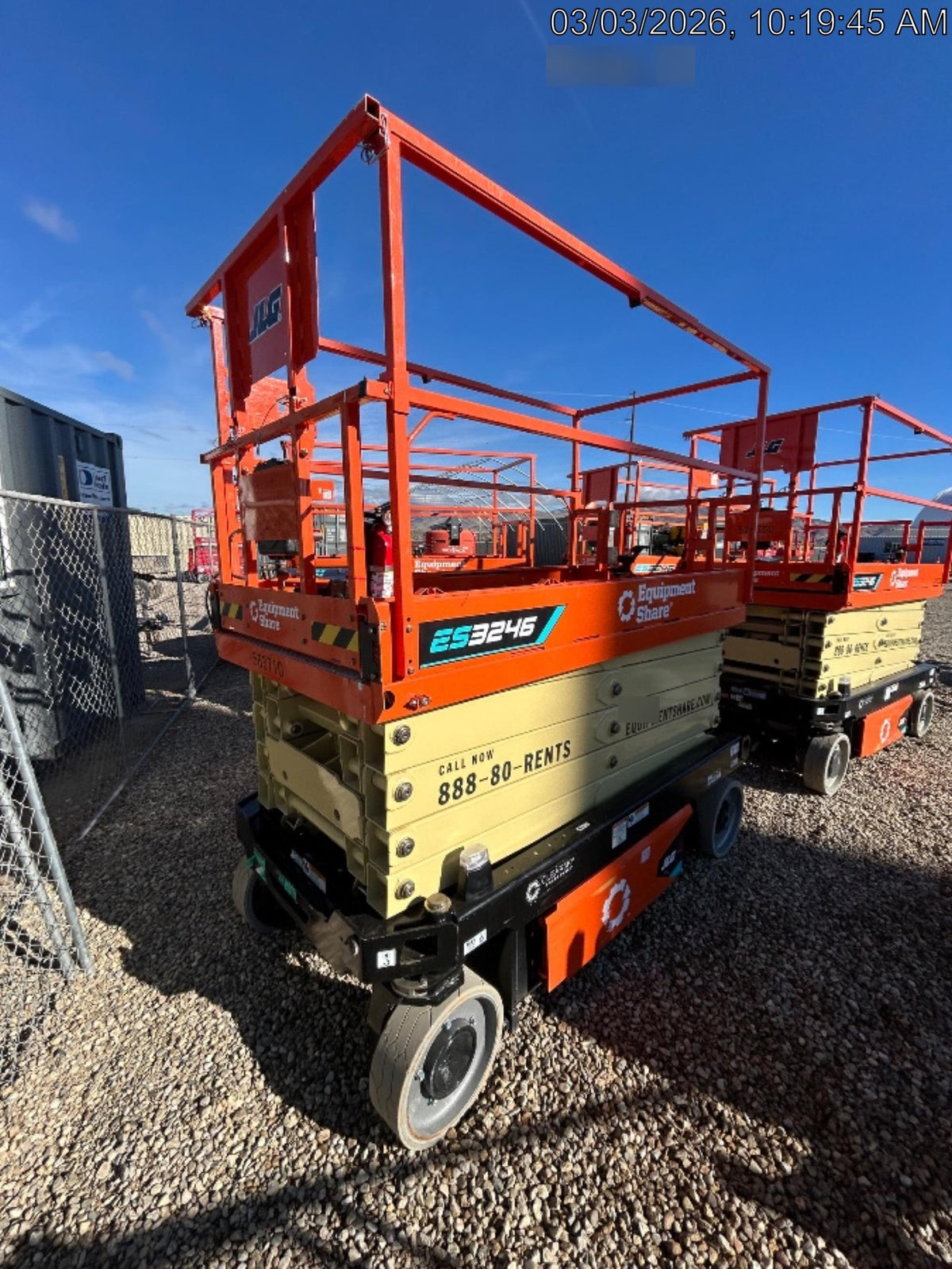 2025 JLG ES3246