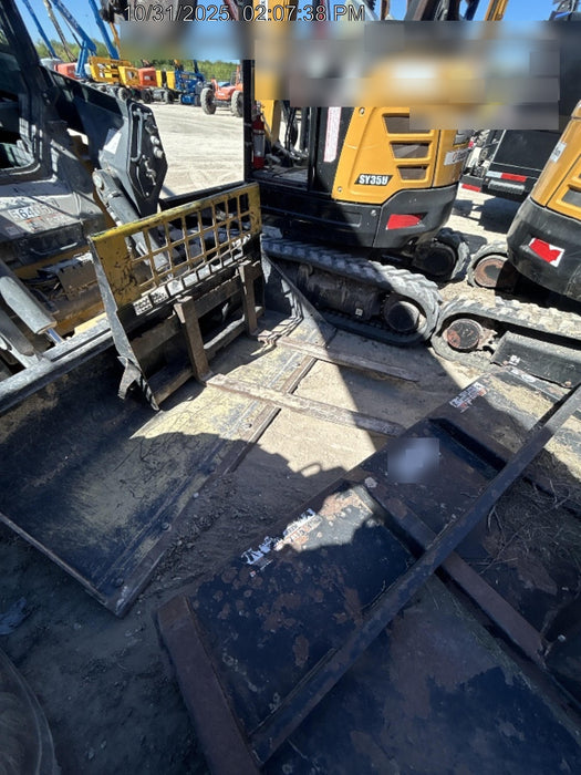 2024 ARROW MATERIAL HANDLING F5100CB