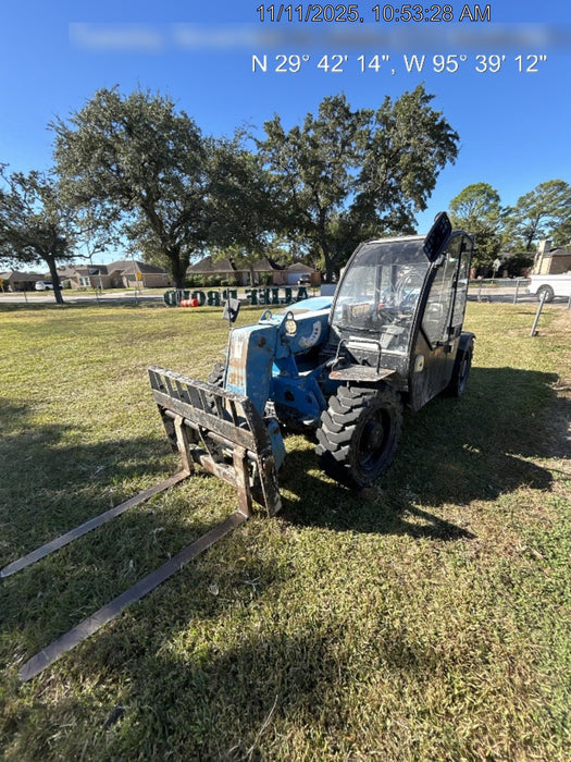 2019 Genie GTH-5519 Cab/Heat/AC, Solid RT Tires, LED Work Lights, Beacon w/48" Carriage, 48" Forks