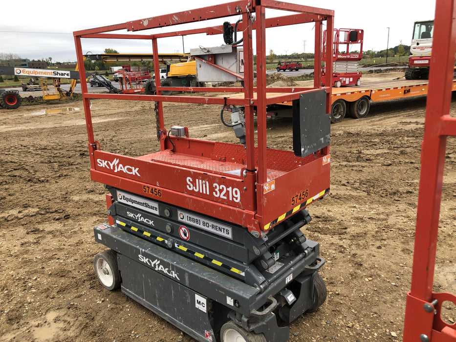 2018 Skyjack SJIII-3219 Standard Rental Specs