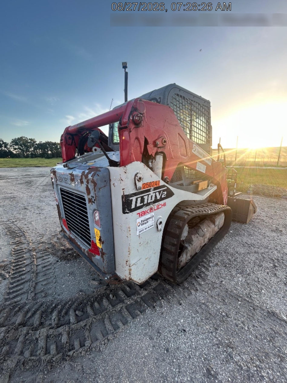 2022 TAKEUCHI TL10V2-CR