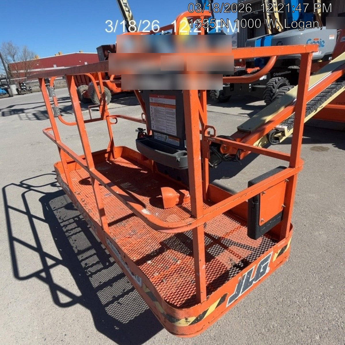 2021 JLG 400S