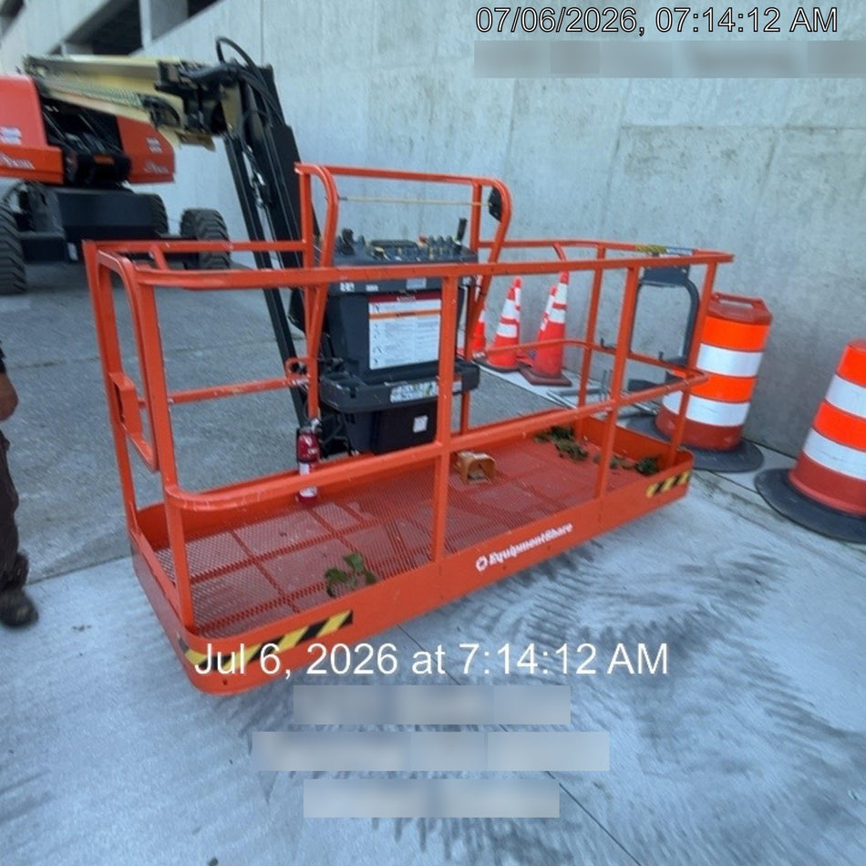 2025 JLG 660SJ