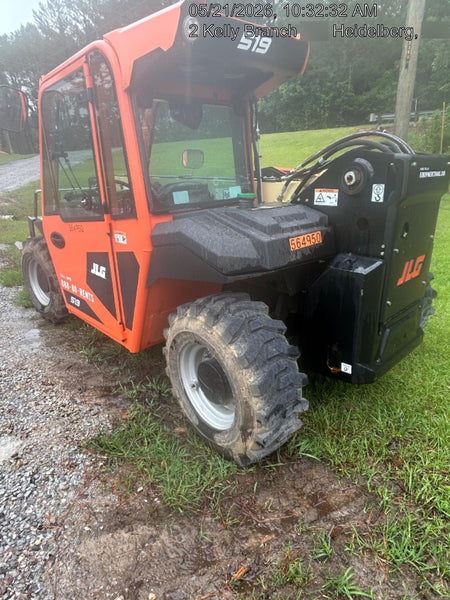 2025 JLG 519