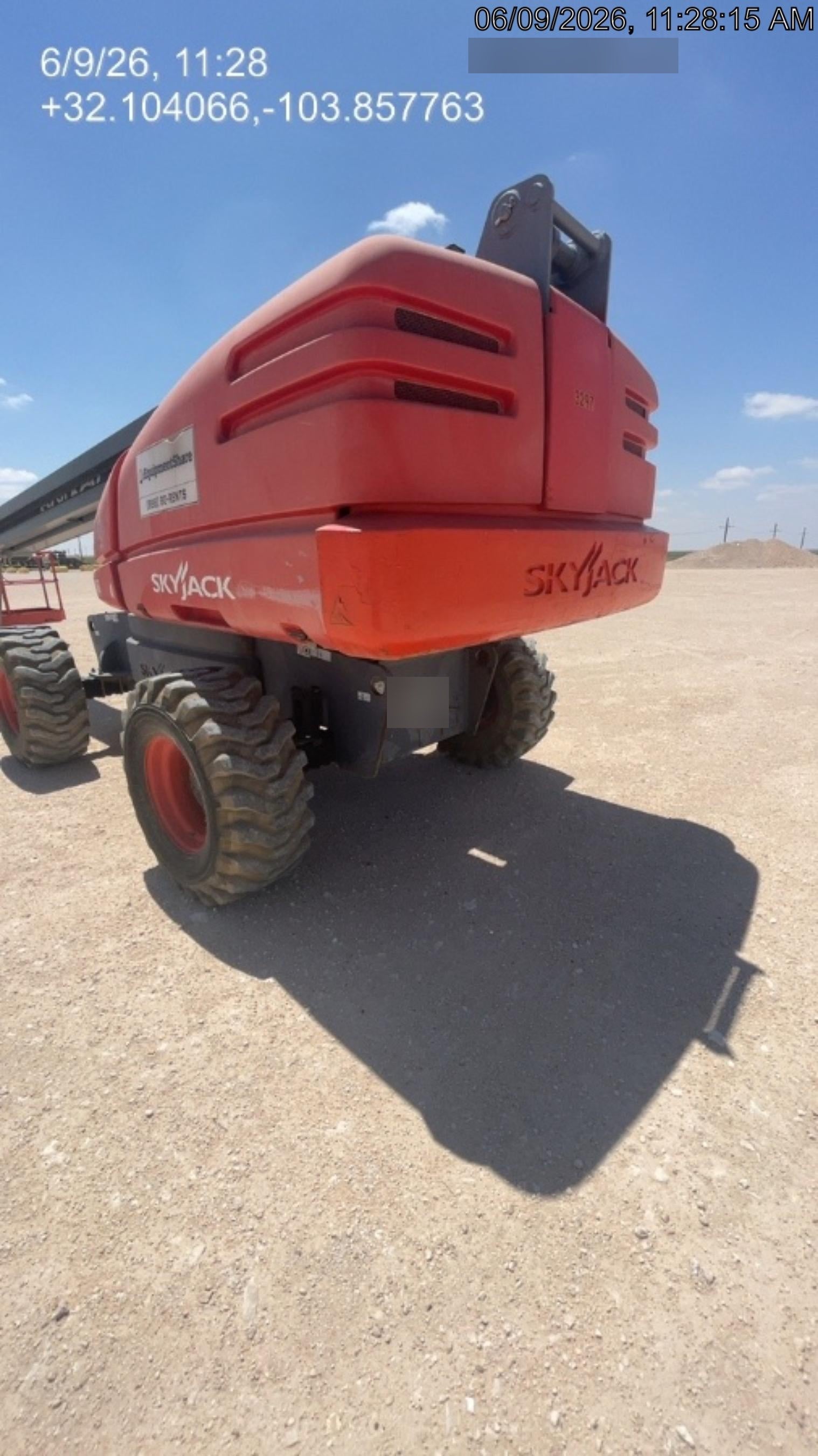 2017 SKYJACK SJ66T
