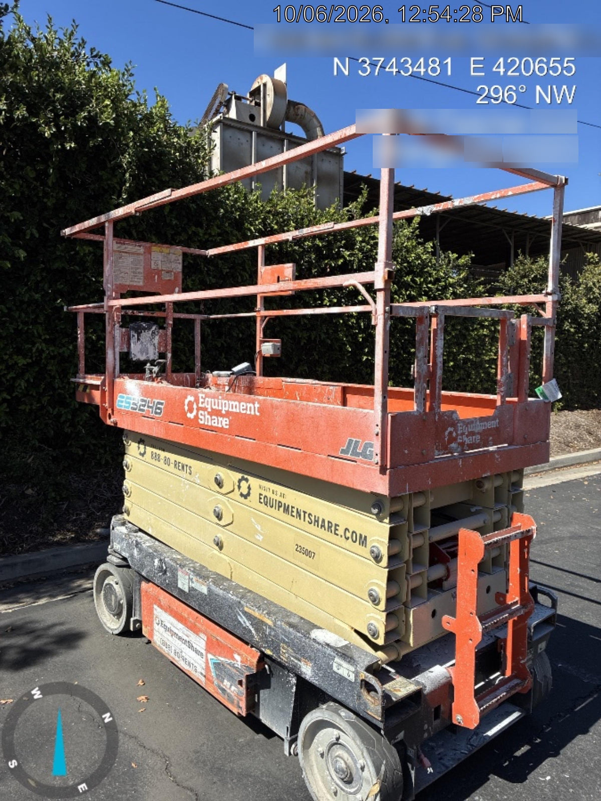 2022 JLG ES3246