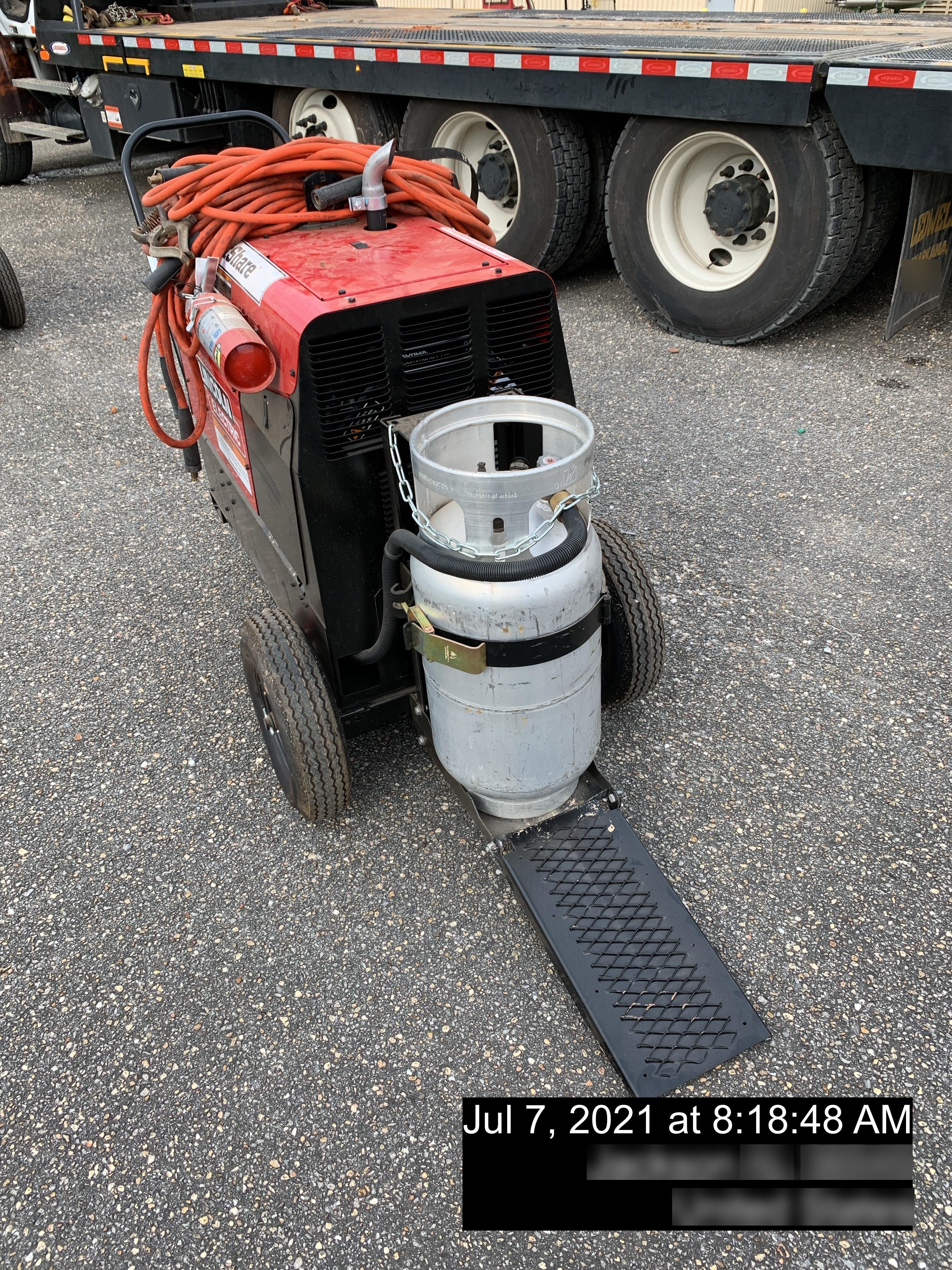 2021 Lincoln Electric Ranger 305 LPG K3430-1, Ranger 305 LPG, Undercarriage, Tank Holder & Strap, 10kw AC Gen, 25hp Kohler LPG Eng