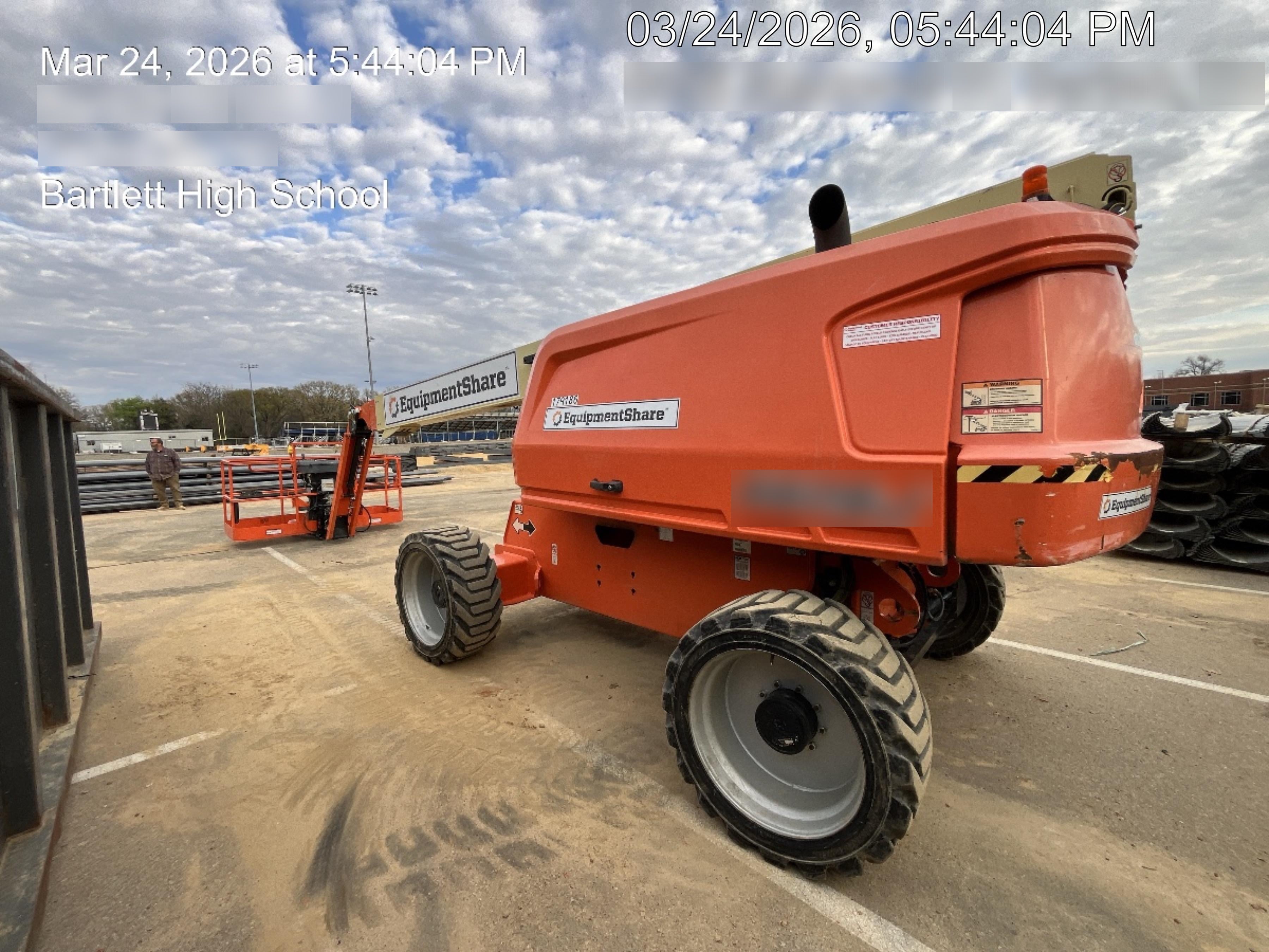 2021 JLG 660SJ