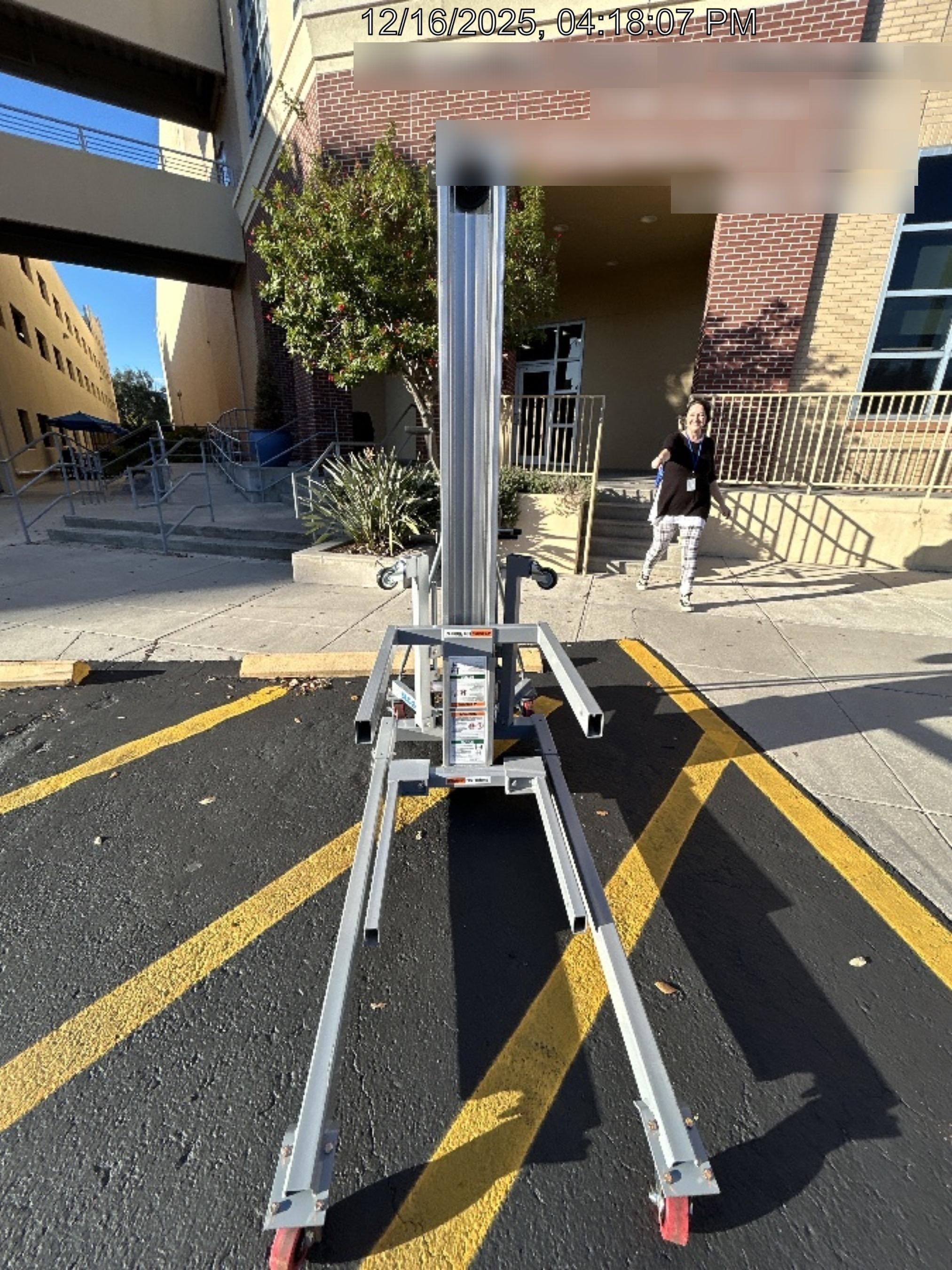 2025 GENIE SLC-24