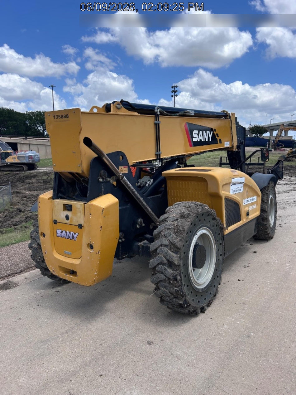 2021 SANY STH1056