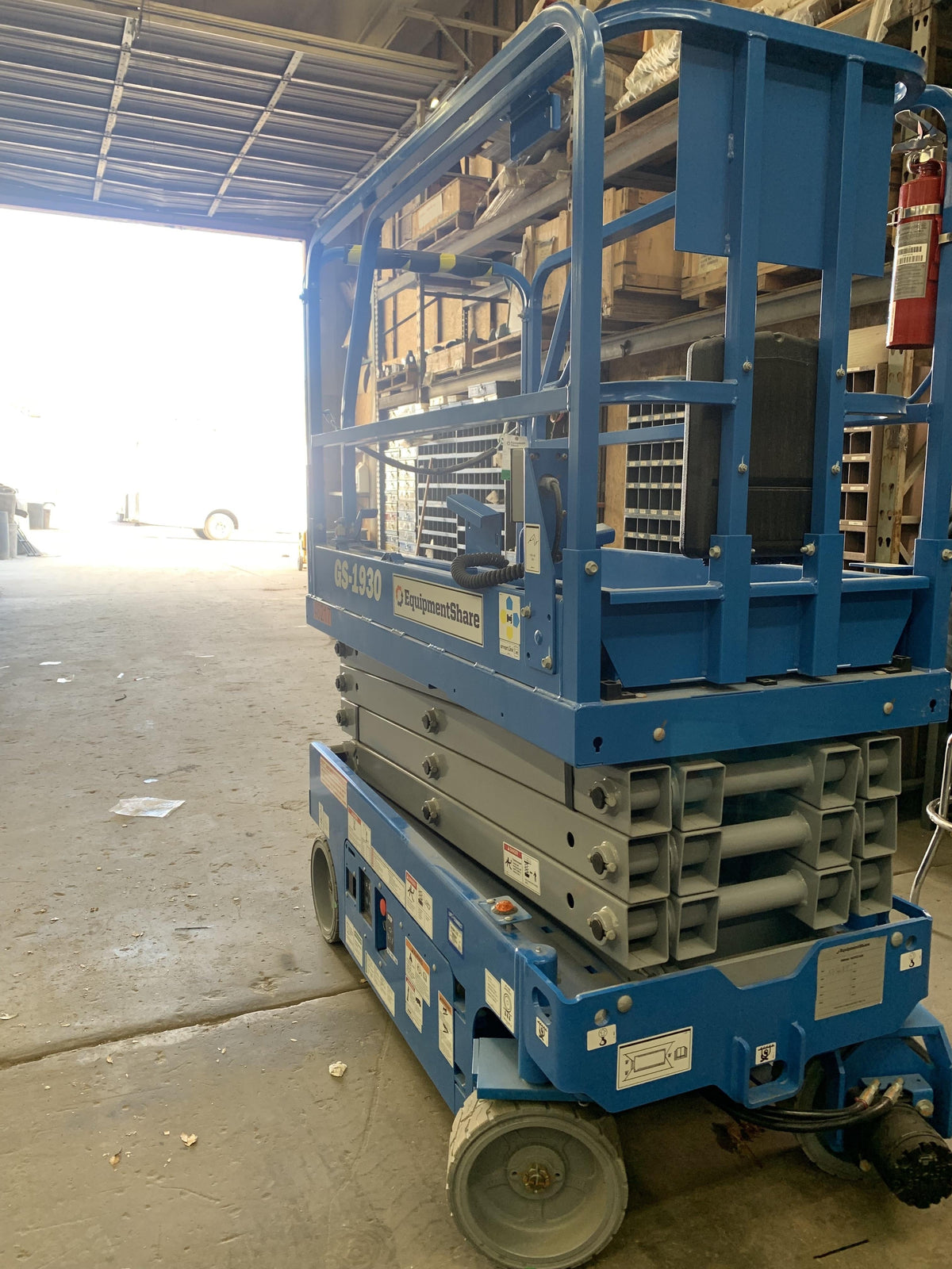 2019 Genie GS-1930 Fixed rails with chain Entry