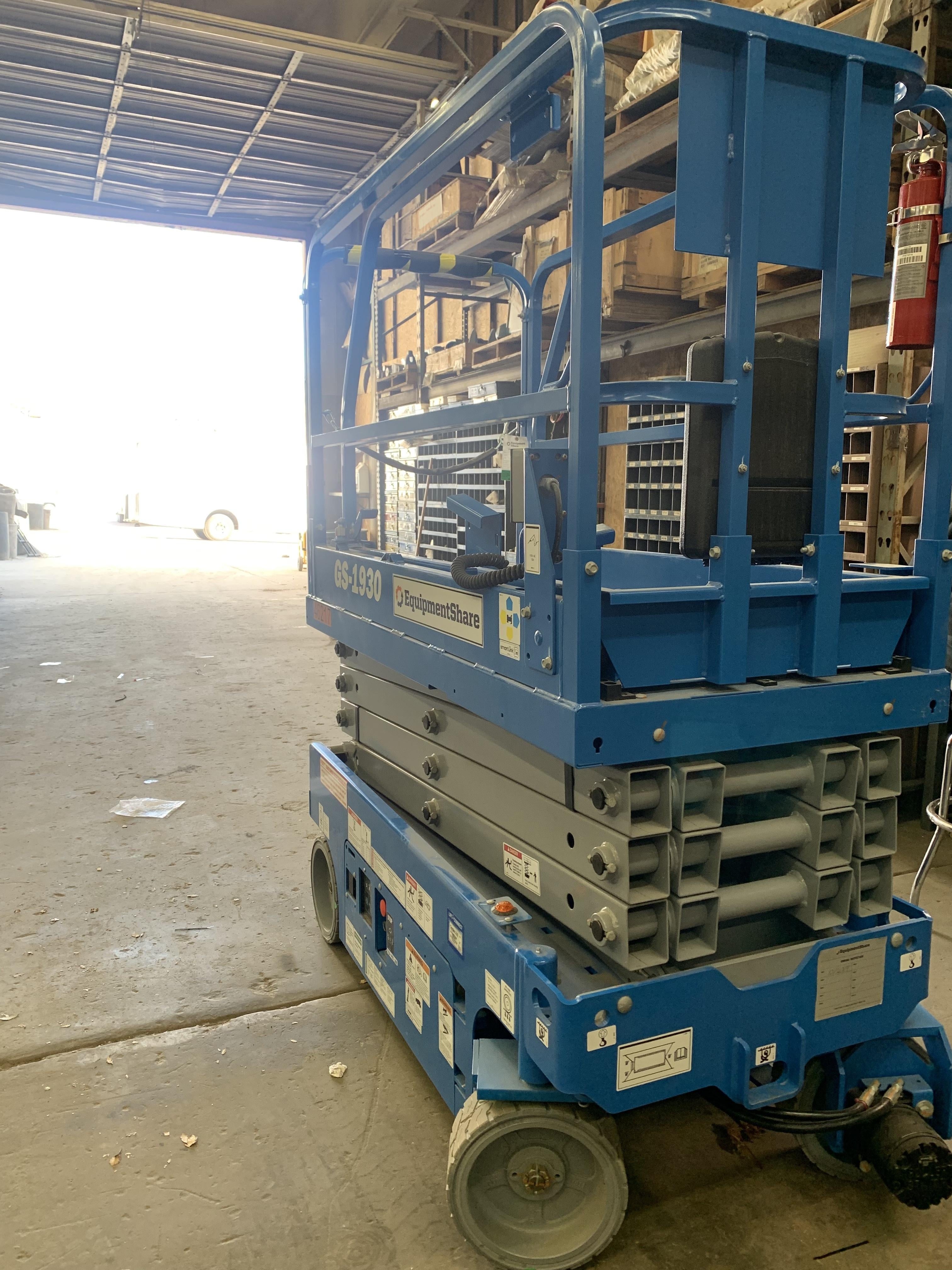2019 Genie GS-1930 Fixed rails with chain Entry