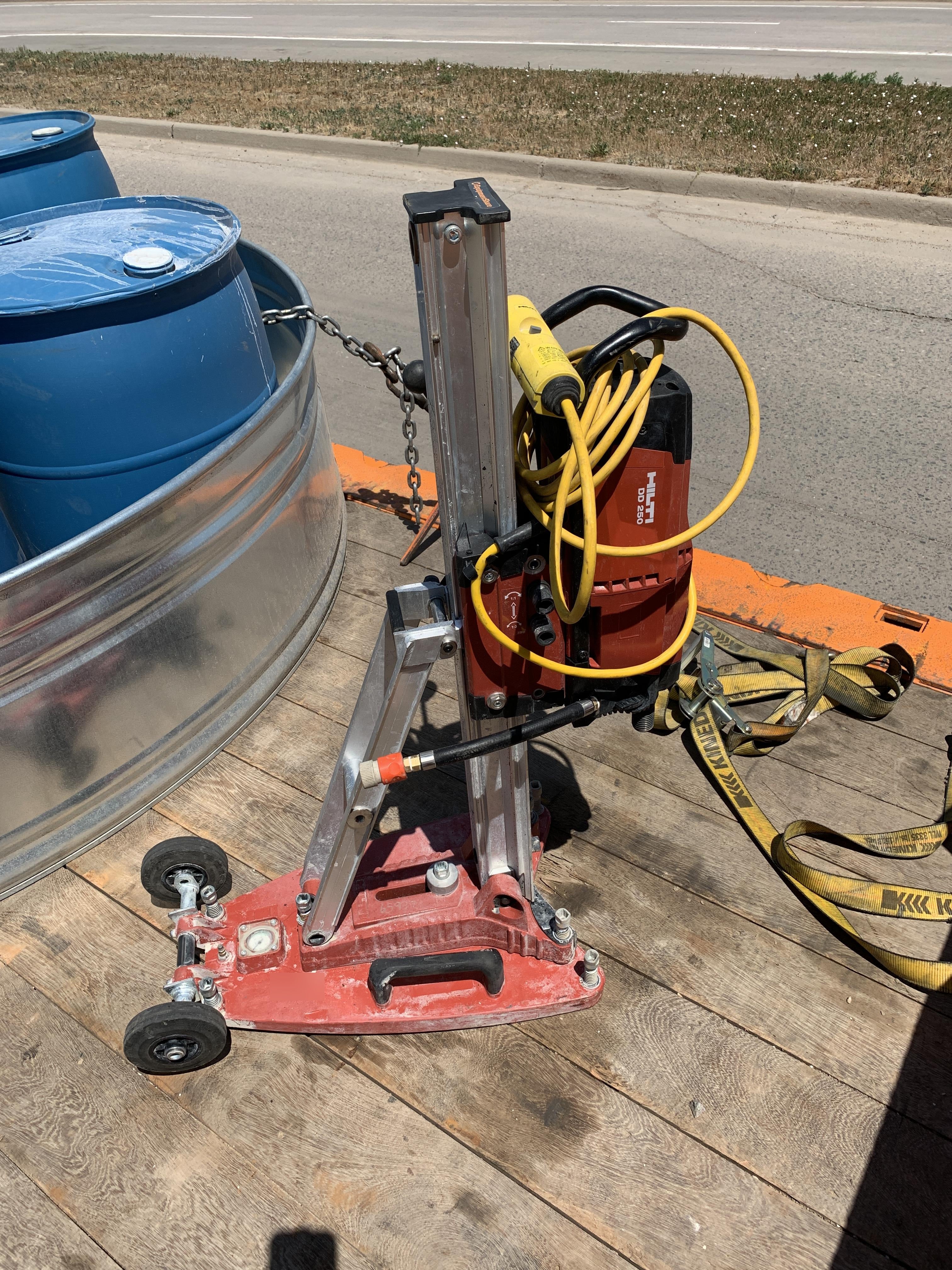 2020 HILTI DD 250