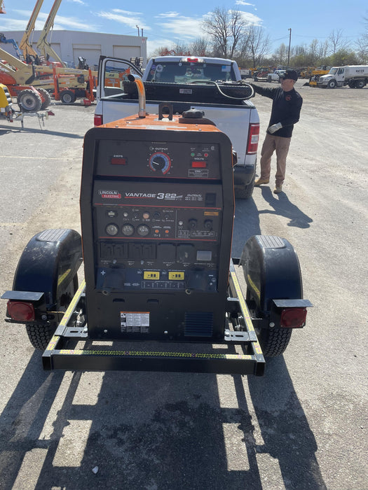 2021 Lincoln Electric Vantage 322 Vantage 322 Ready Pak 3 w/ Decals, ORANGE (includes trailer, cable rack, fender light kit) NO Telematics