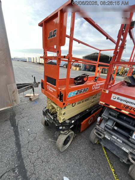 2023 JLG ES2632
