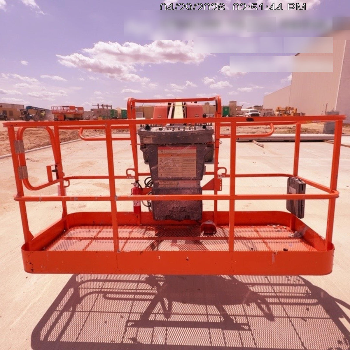 2022 JLG 660SJ
