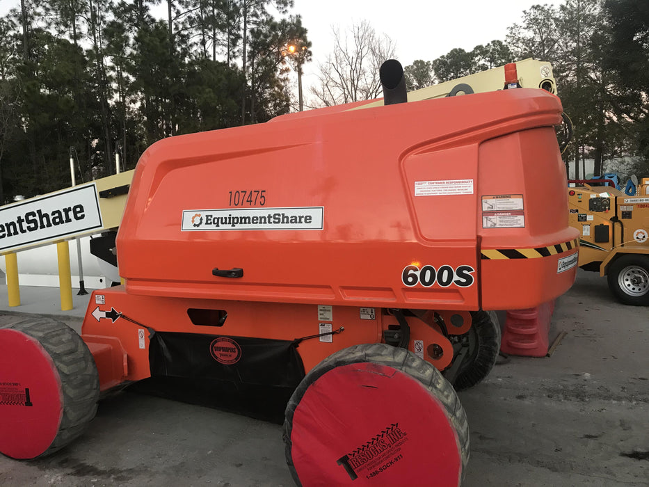 2020 JLG 600S