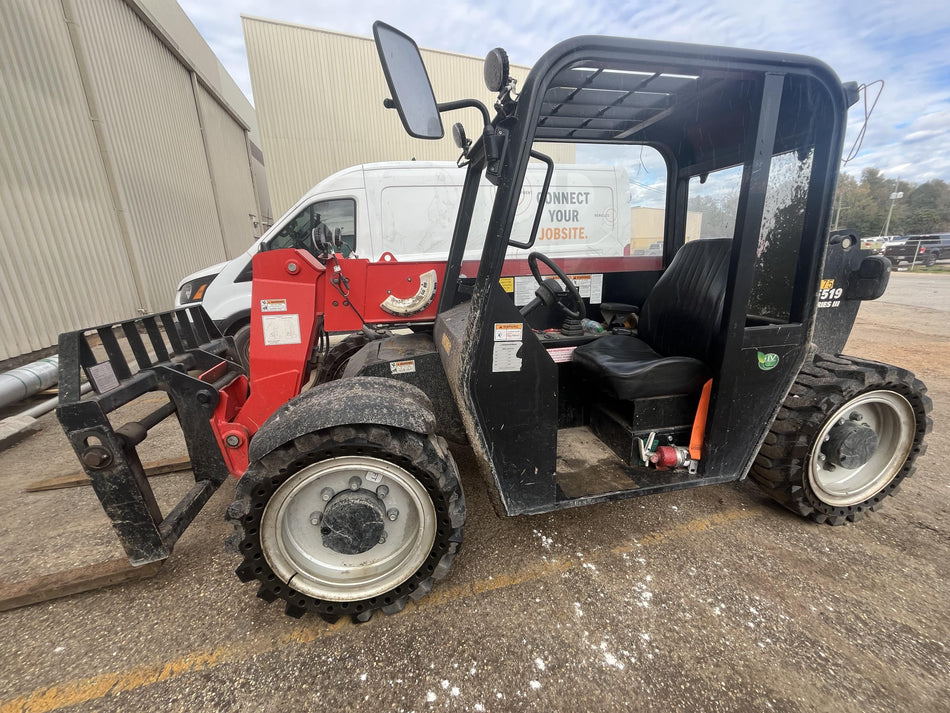 2023 MANITOU MTA5519