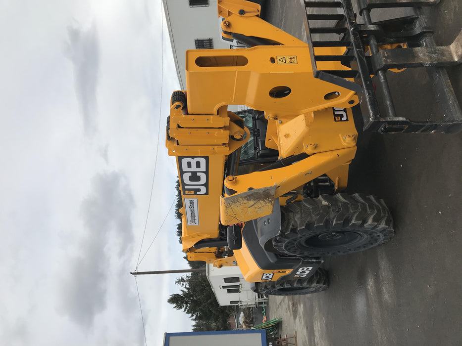 2020 JCB 512-56 Cab/Heat Air, 74 HP, Solid Tires, STD Worklight, Beacon, Aux Hydraulics, Lifting Eye, Backup Alarm w/60" Carriage, 60" Forks