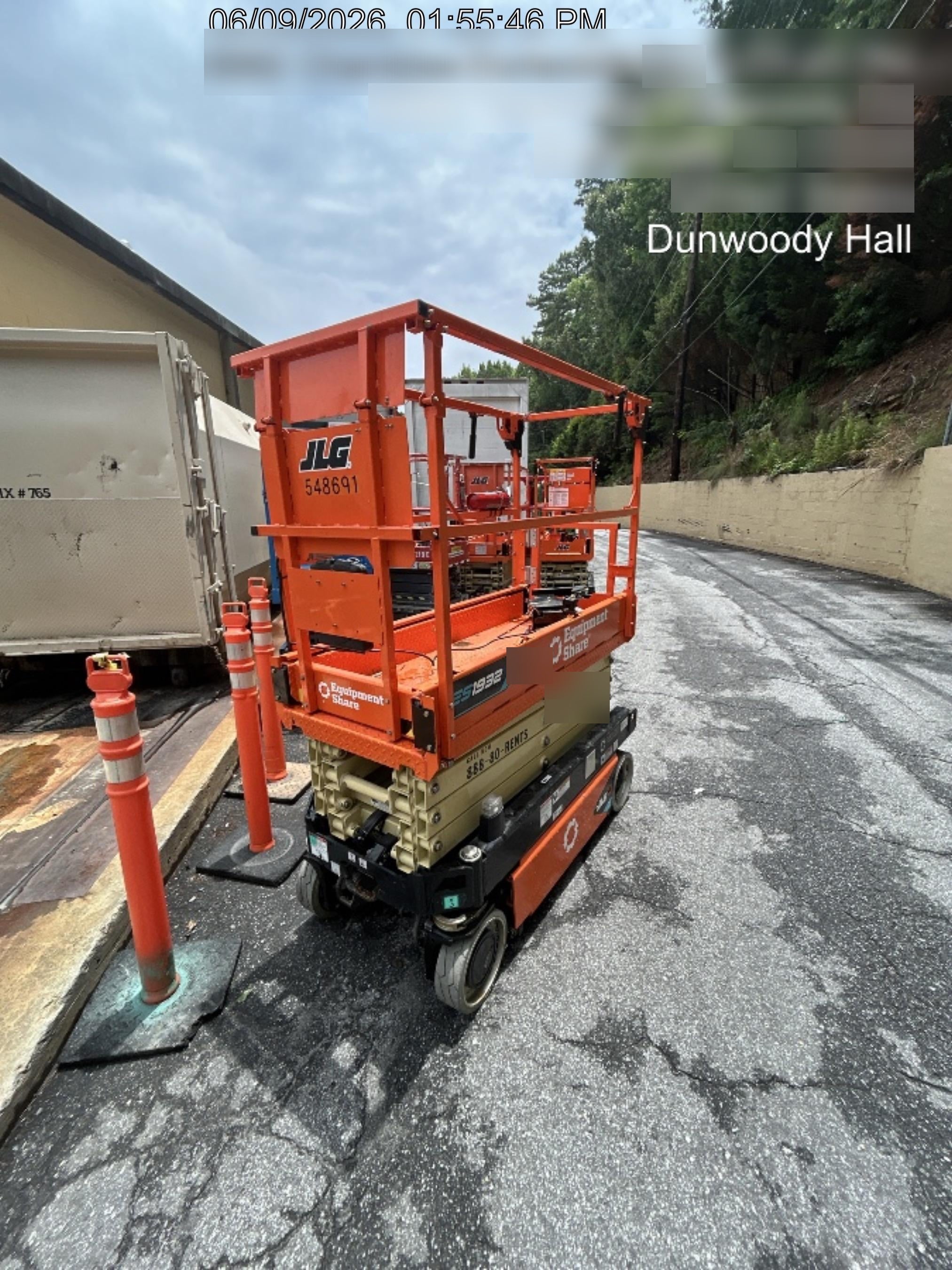 2025 JLG ES1932