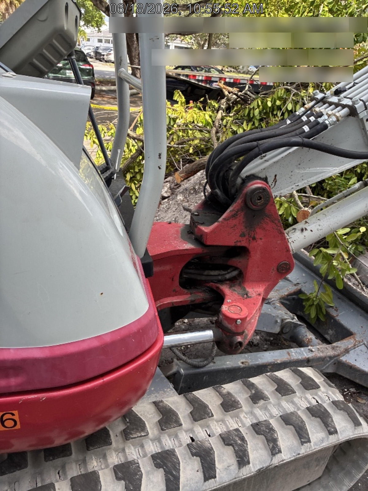 2022 TAKEUCHI TB235-2R