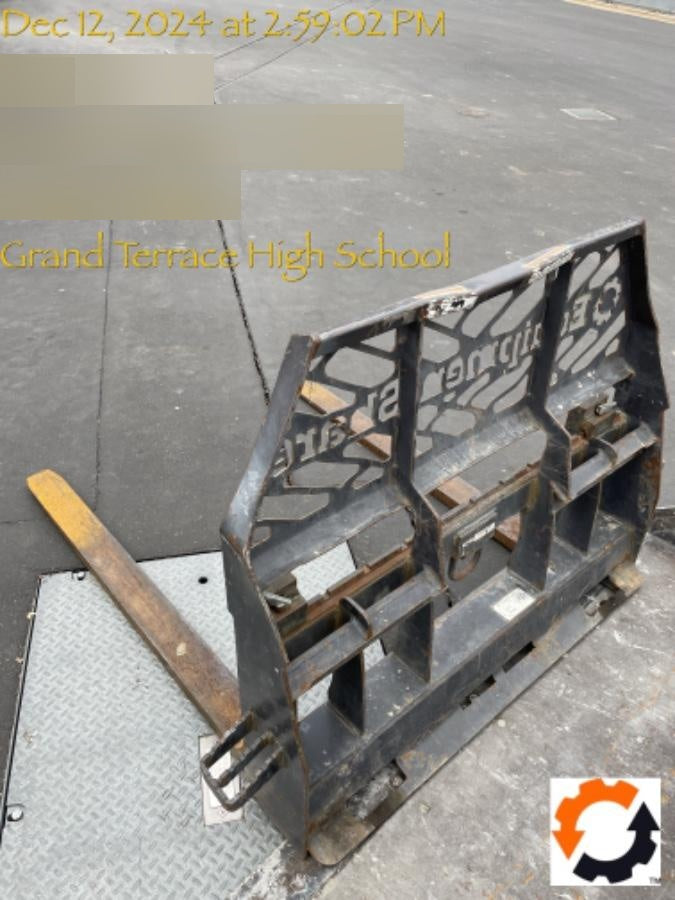 2021 PALADIN 48" Pallet Forks - Paladin