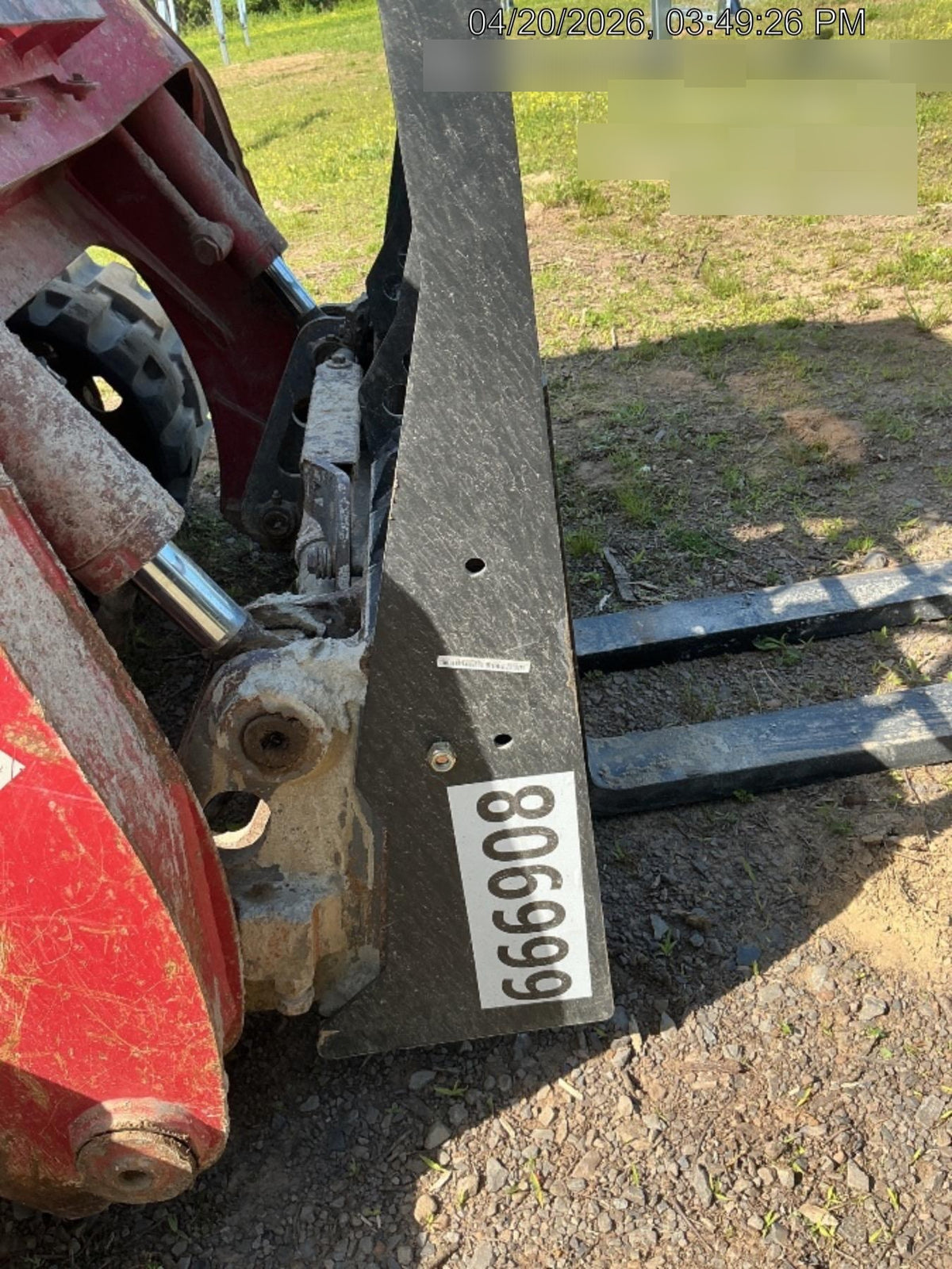 2026 ARROW MATERIAL HANDLING 72" Pallet Forks - Arrow