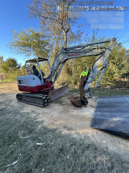 2021 TAKEUCHI TB250-2