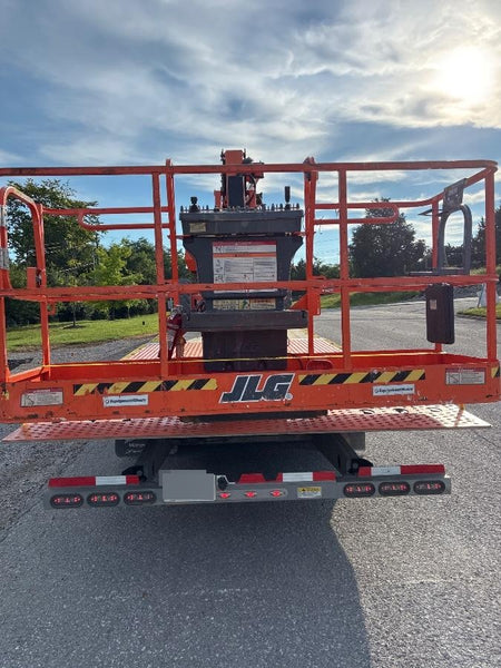 2021 JLG 860SJ