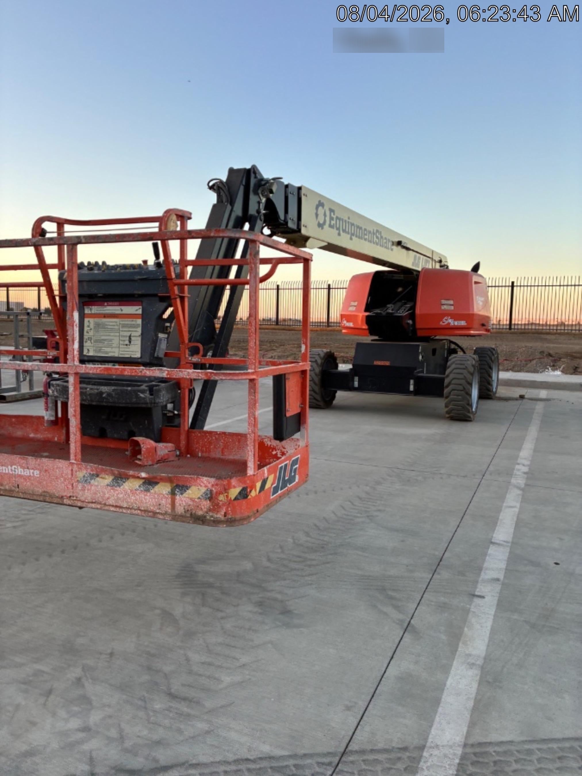 2023 JLG 660SJ