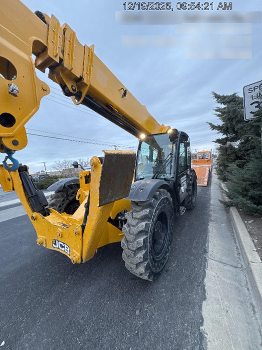 2020 JCB 510-56