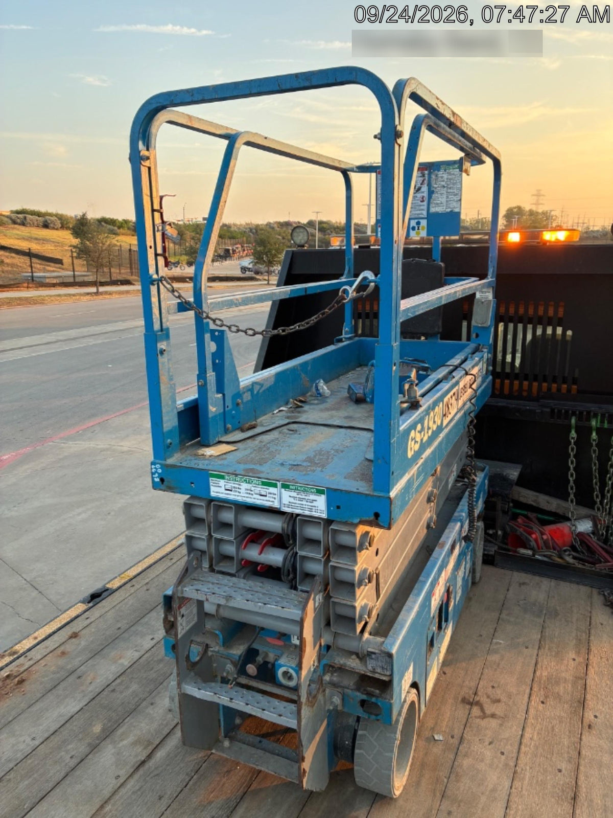 2019 Genie GS-1930 Fixed rails with chain Entry