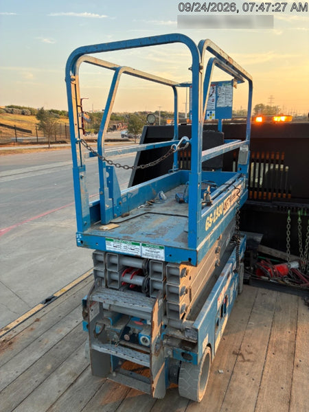 2019 Genie GS-1930 Fixed rails with chain Entry