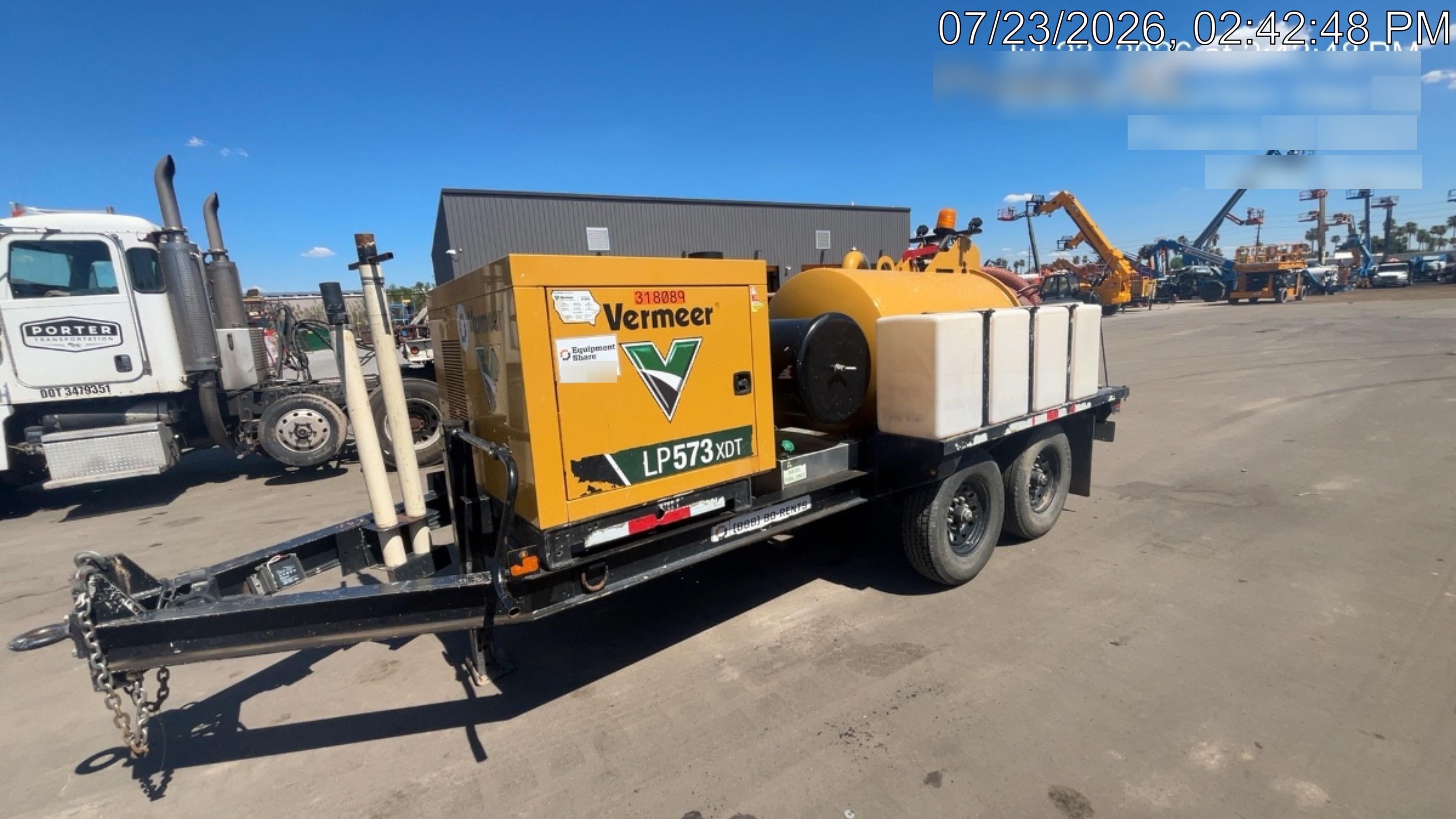 2023 Vac-Tron LP573XDT T4 Koehler Diesel Engine, 500 Gallon Debris Tank, x2 100 Gallon Water Tanks
