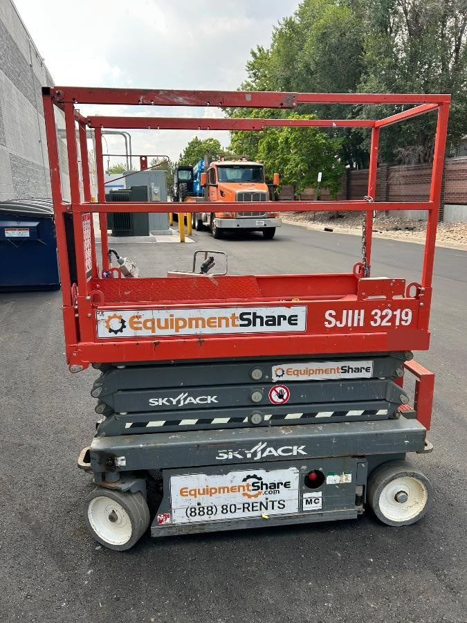 2018 SKYJACK SJIII-3219