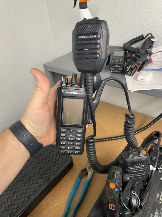 2023 MOTOROLA R7 DISPLAY