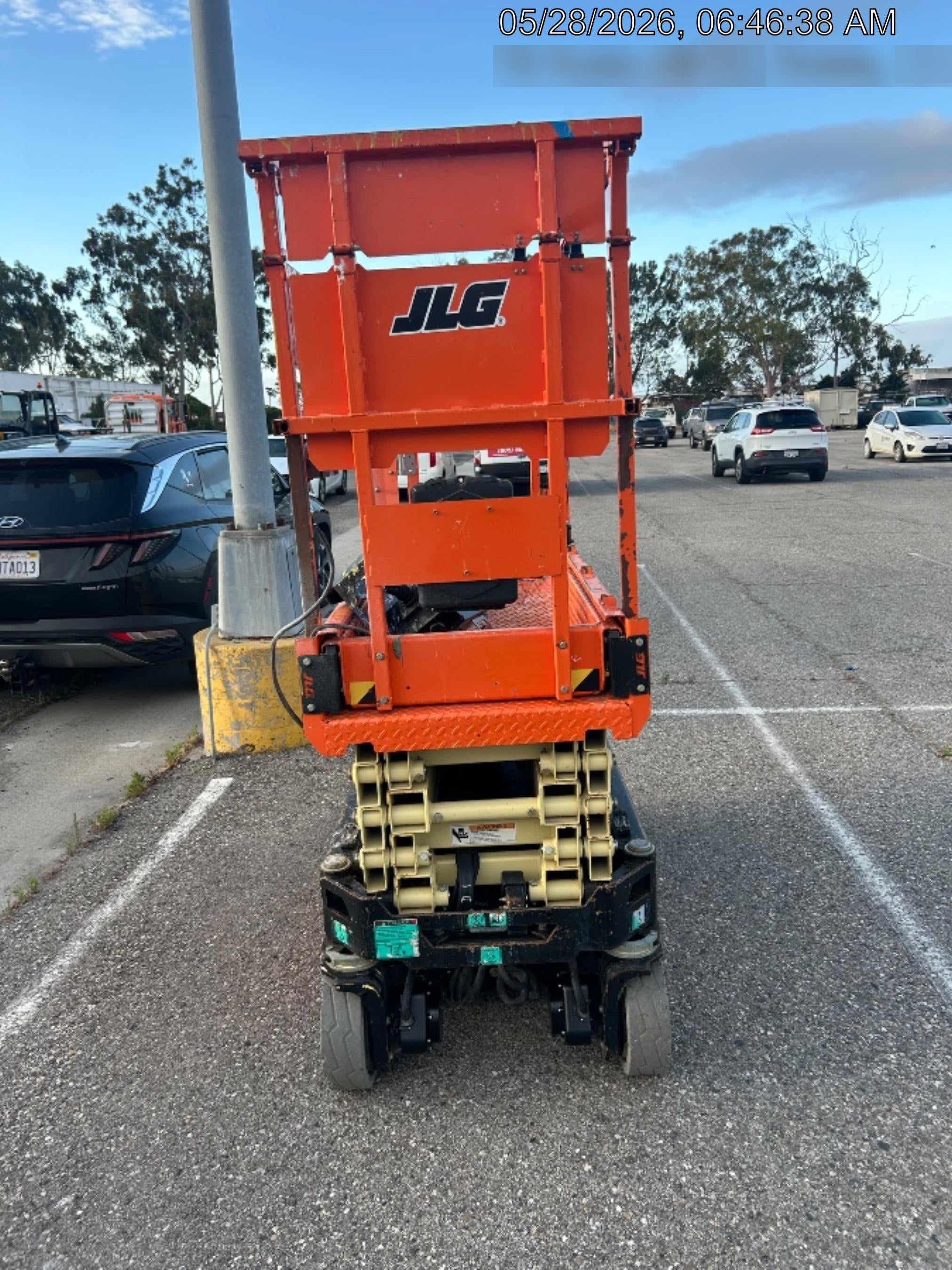 2022 JLG ES1932