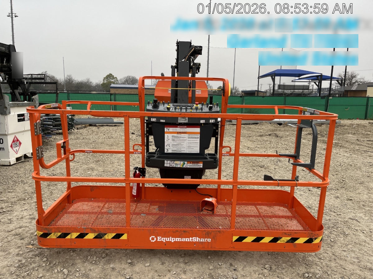 2025 JLG 860SJ