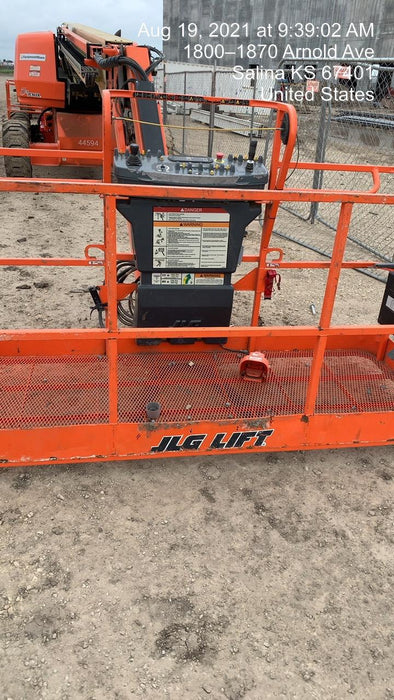 2019 JLG 660SJ