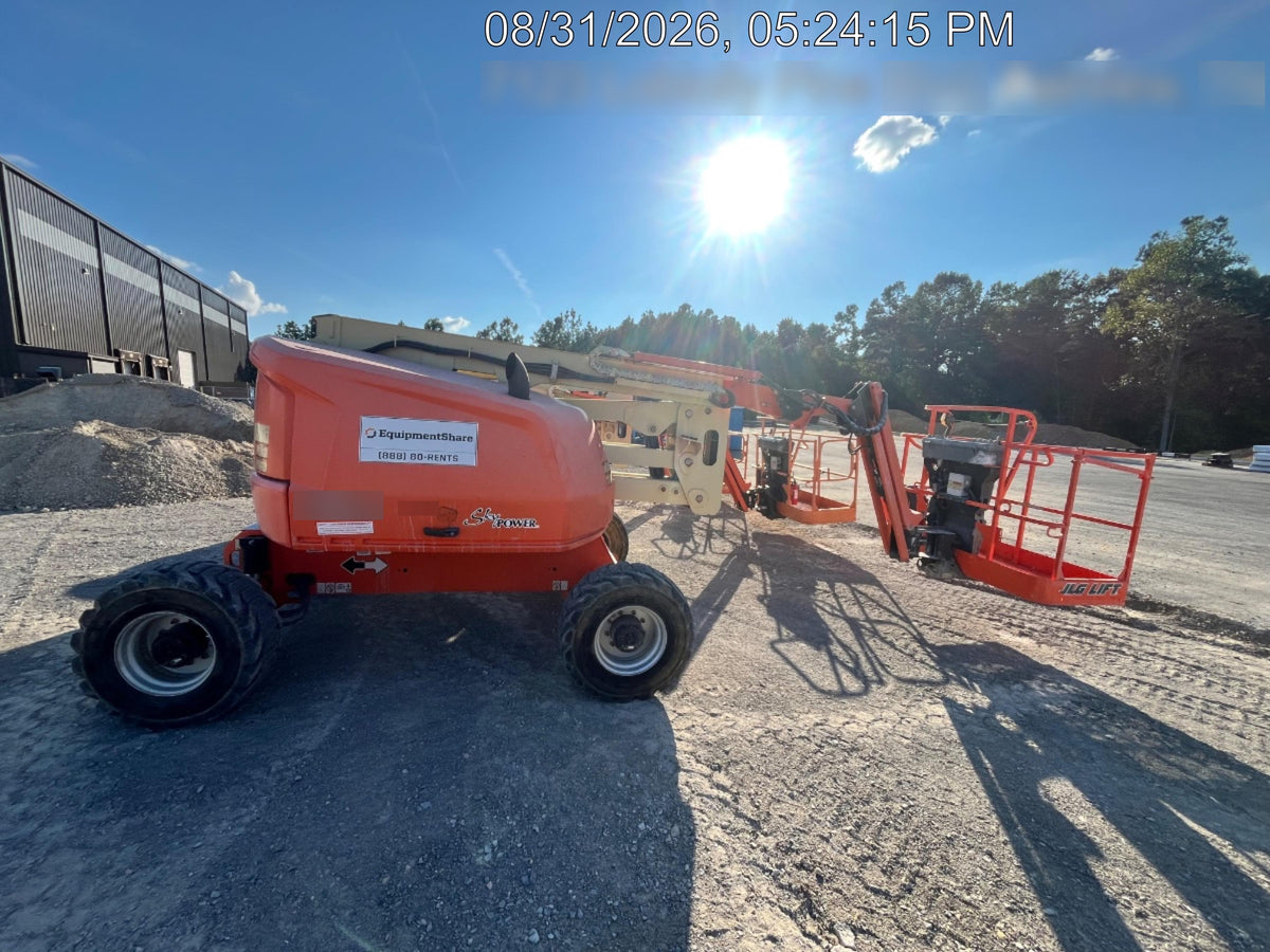 2019 JLG 450AJ