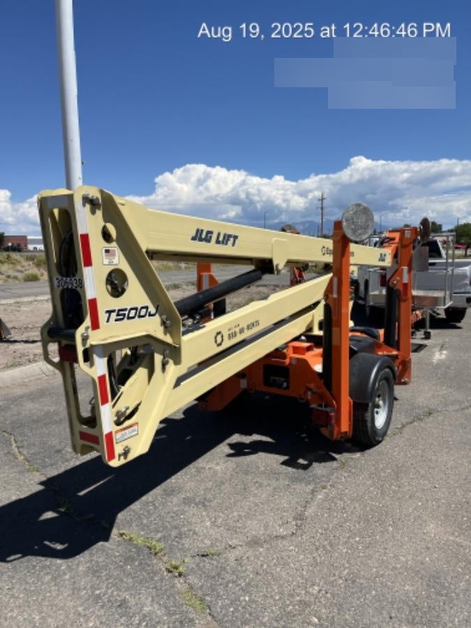 2023 JLG T500J