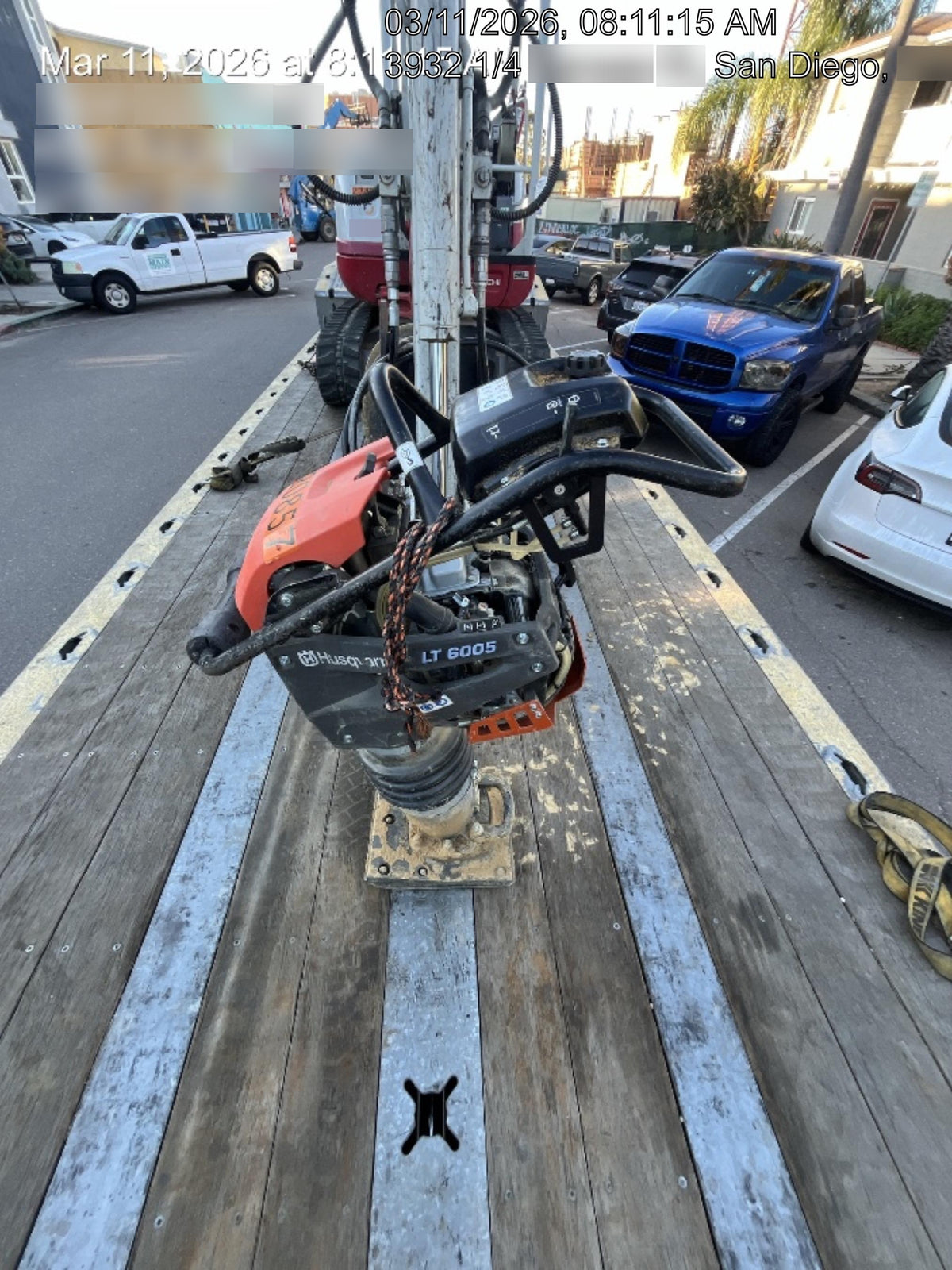2025 HUSQVARNA LT6005