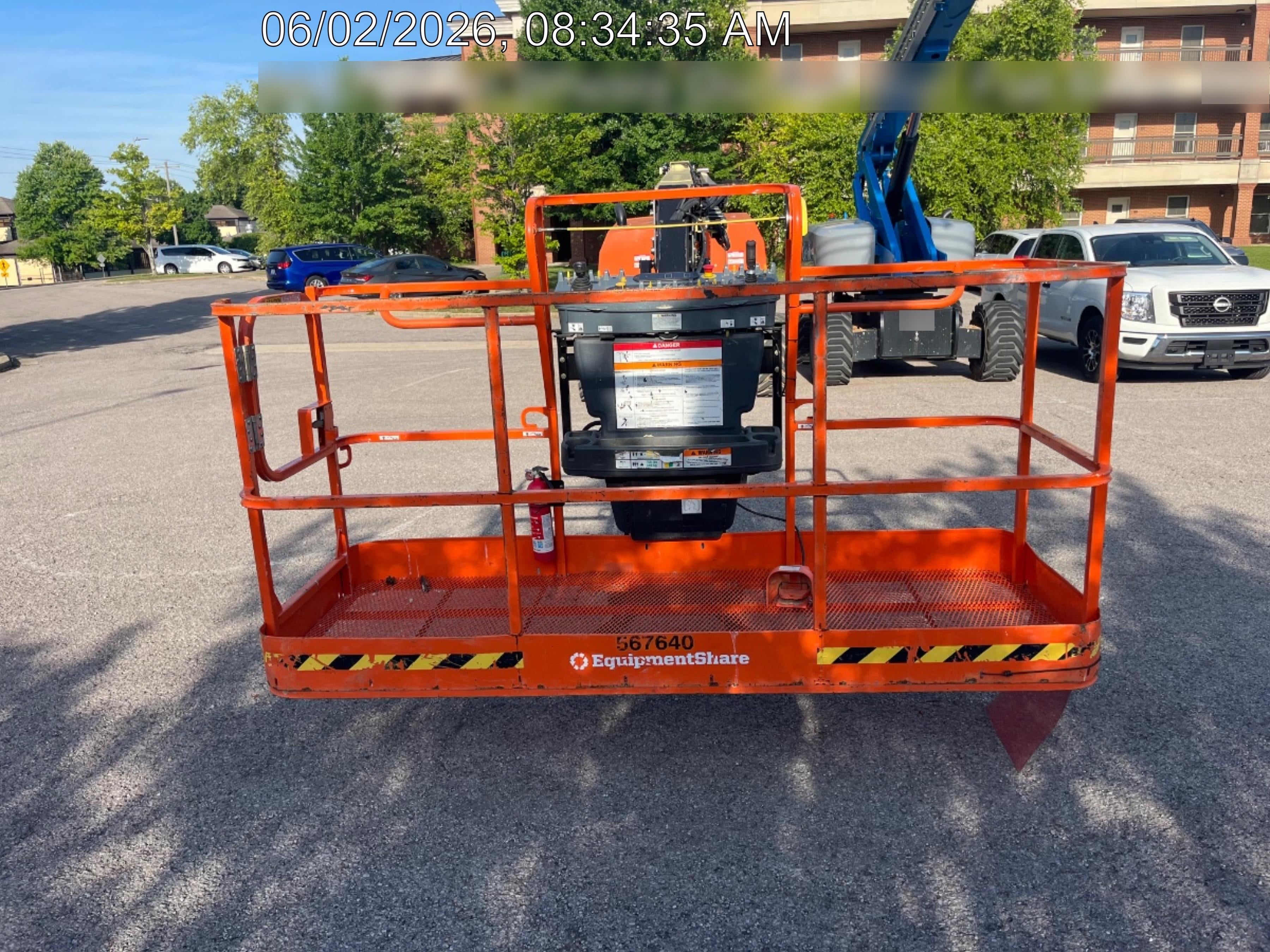 2025 JLG 860SJ