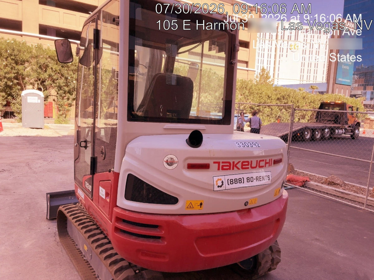 2023 TAKEUCHI TB240-CR