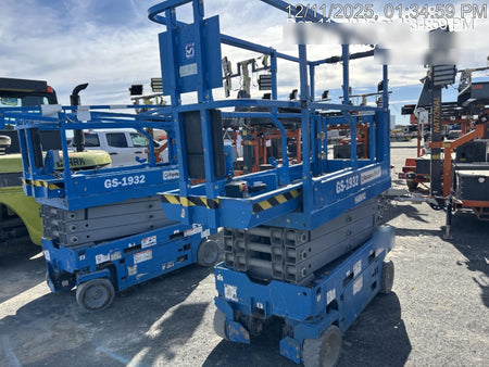 2022 GENIE GS-1932