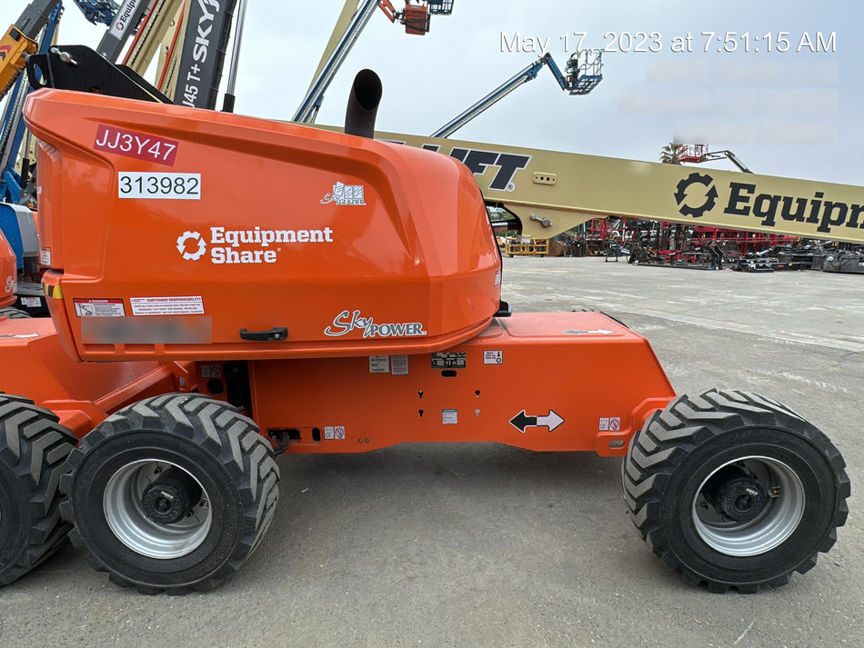 2023 JLG 460SJ