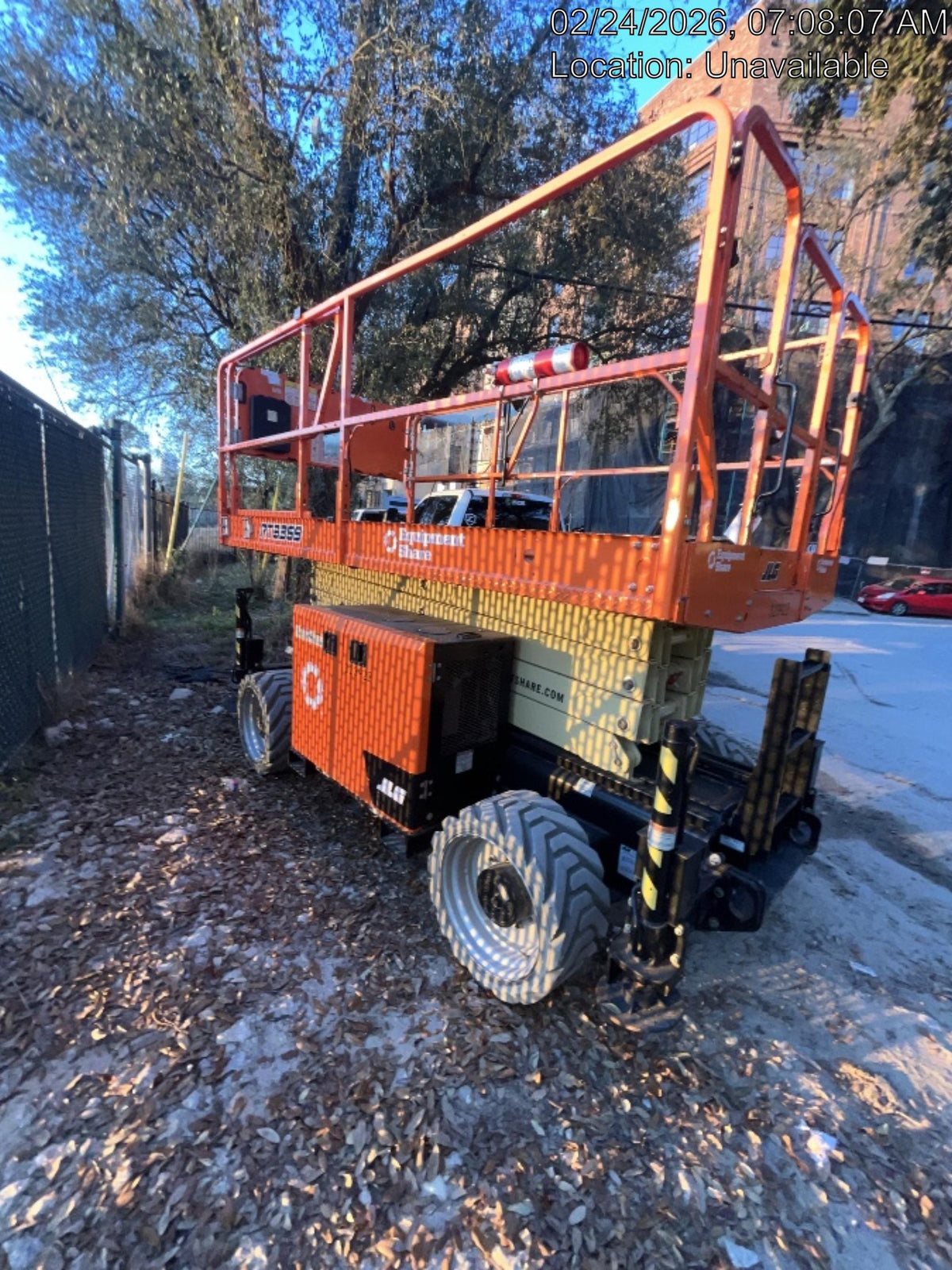2023 JLG RT3369