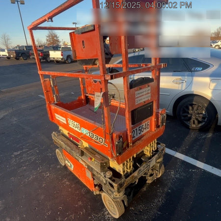 2022 JLG ES1330L