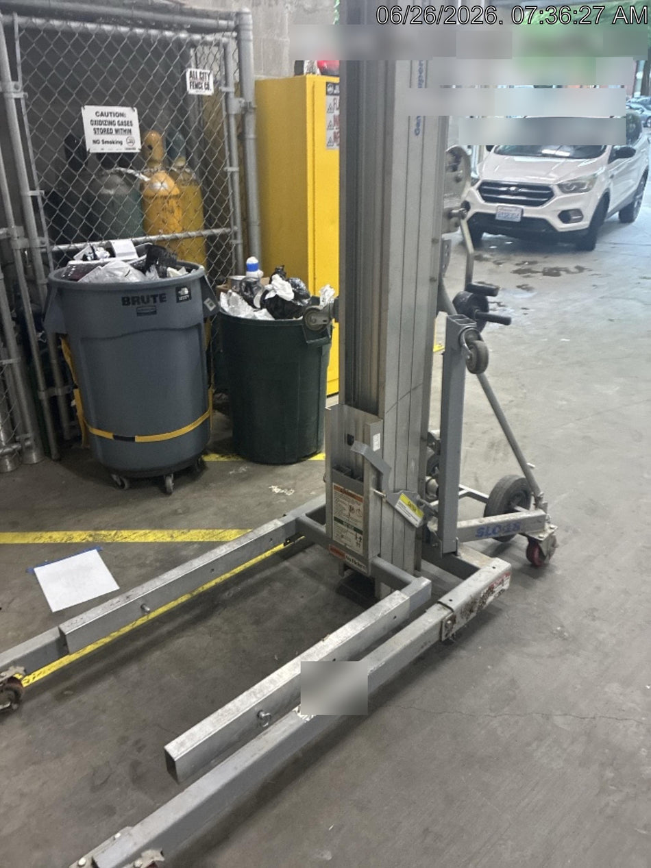 2020 GENIE SLC-18