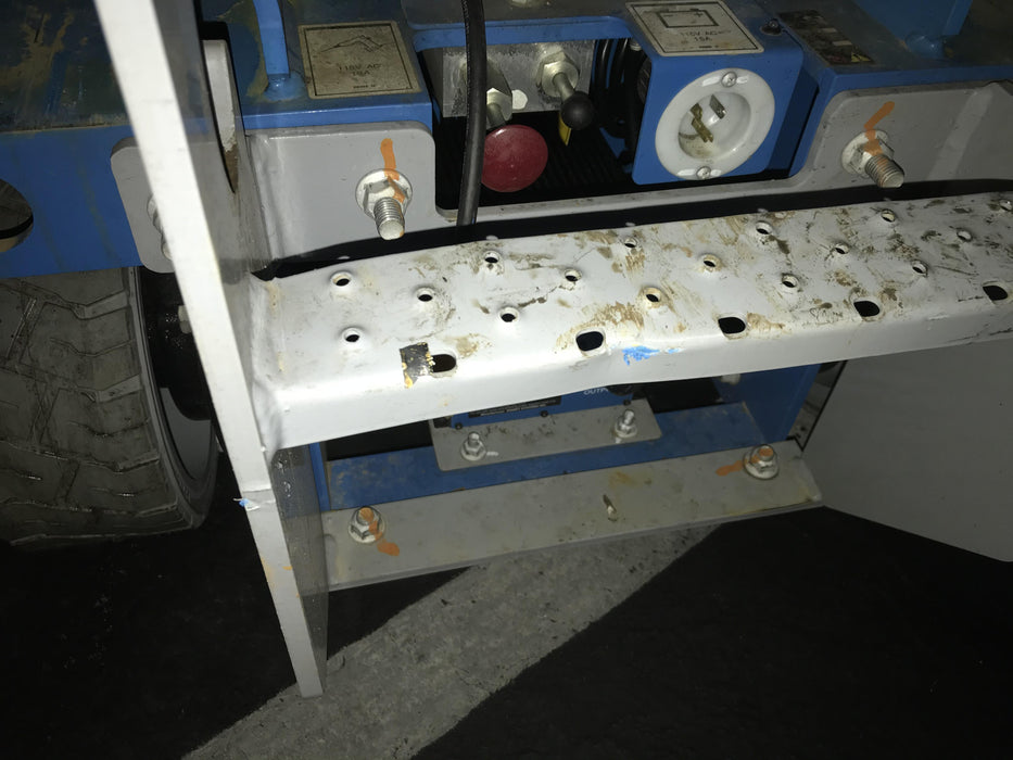 2019 Genie GS-1930 Half Height Swing Gate, 800W Inverter